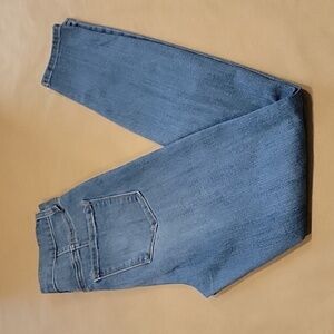 FashionNova Size 3 Distressed Medium Wash Skinny Jeans, Gently Used Condition